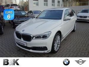 BMW 750 i xDrive Leasing 699 .- EUR o.A.z. (Navi Xenon Led