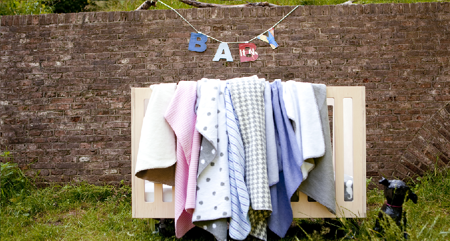Uni Krippe Blankets Uni Krippe Blankets